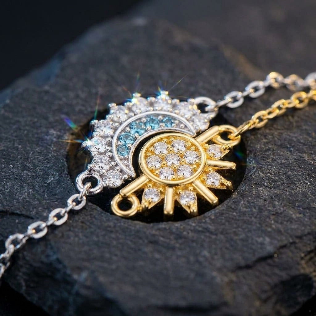 Detalle de la luna sobre el sol